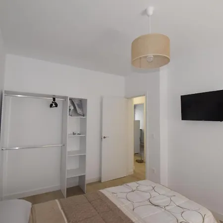 Apartamento Luminoso Y Tranquilo - *
